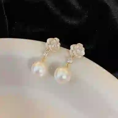 WAW