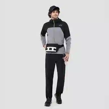 HELLY HANSEN