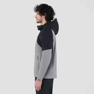 HELLY HANSEN