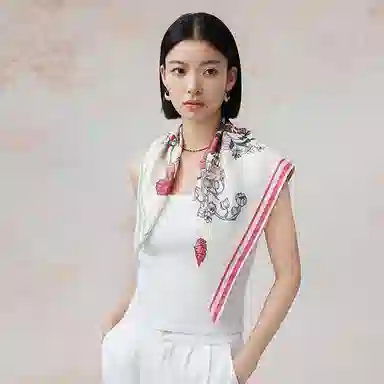 上海故事 南法庄园优雅高端丝绸质感经典设计优雅气质花卉礼盒装 桑蚕丝 丝巾 女款
