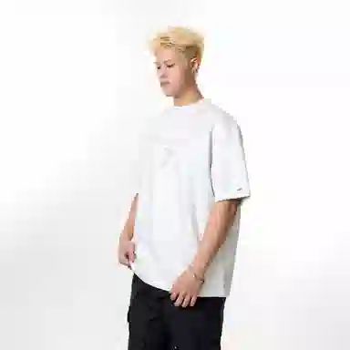 MADE EXTREME T