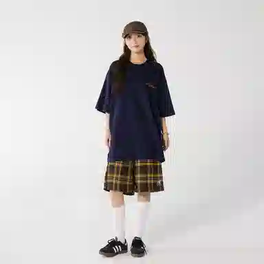NELY T