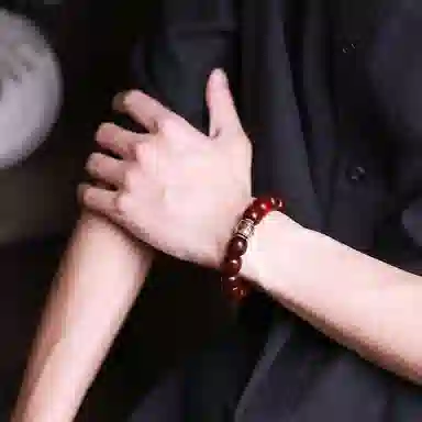 木盛缘 【顺丰包邮】新中式国潮心经护身符聚八方来财本命年转运珠小叶佛珠紫檀属高油高密桶珠文玩盘串 血檀 手串 男女同款情侣款