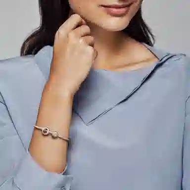 Pandora O