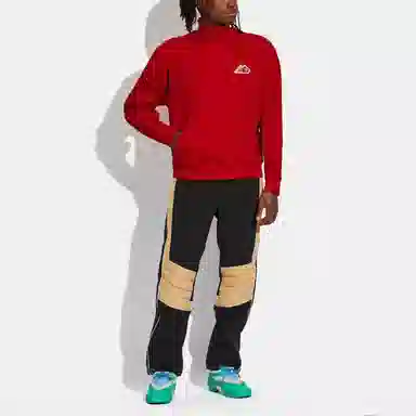 COACH FW21