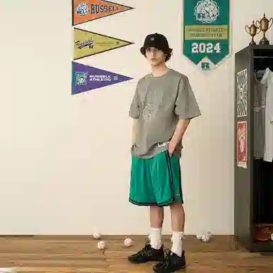 Russell Athletic logo SS24T