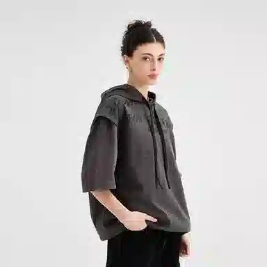 Organic Emotion Sleeveless Hoodie Tee