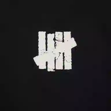 UNDEFEATED SS25 T