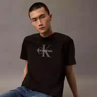 CALVIN KLEIN T