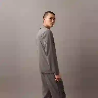 CALVIN KLEIN