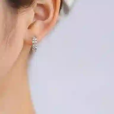 S925
