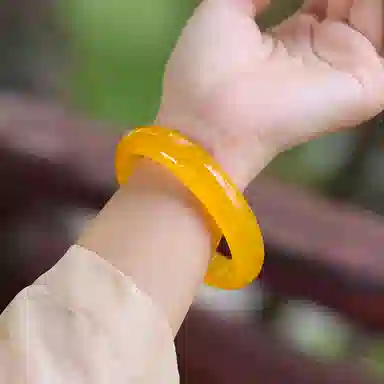 MY WORLD BEGINS AND ENDS WITH YOU