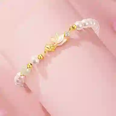 925