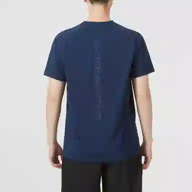 Under Armour Logo T