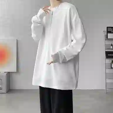 URBAN AUTHENTIC T