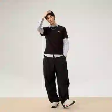 Tommy Hilfiger T