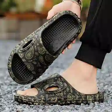 EASTERN CAMEL ins EVA