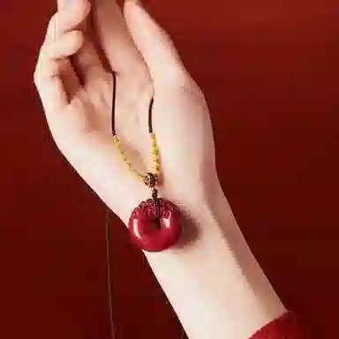 克兰茜 八方来财 紫宸瑞貔平安扣 新中式貔貅如意 轻奢高含量精致古典国潮 礼盒装 可调节 好运 再造辰砂朱砂 项链 女款