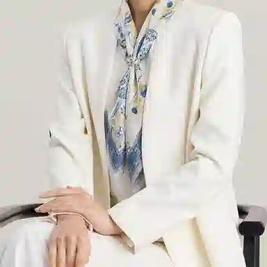 上海故事 青花古韵印花百搭方形 桑蚕丝 丝巾 女款