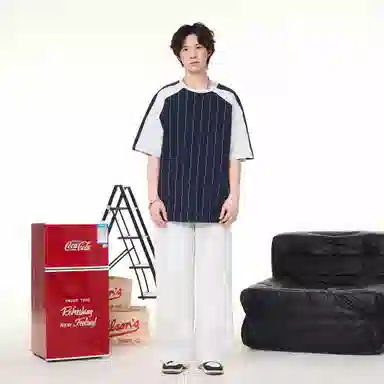 Campus Retro Raglan T-Shirt