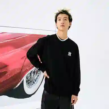 MLB Monogram Crewneck Black