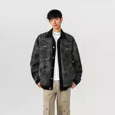 大卫贝肯 美式高街潮牌重水洗做旧迷彩假两件复古字母印花翻领宽松休闲长袖牛仔外套 男女同款