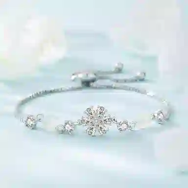 色菲尔 茉莉花事 森系小清新花朵造型 气质温柔优雅氛围感 可调节 手链 女款 礼盒装