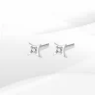 希遇 闪耀星星 百搭小巧轻奢风通勤星芒 简约时尚精致 合金 耳钉 女款