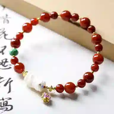 【有钱花】 指尖瑰宝 原创设计新中式精致显白红色文玩根付扎基拉姆国风#好运 玛瑙 手串 女款