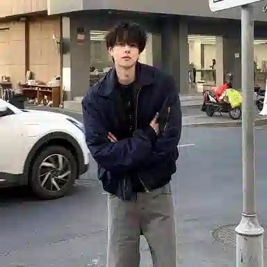 H.V.G.A cleanfitbomber