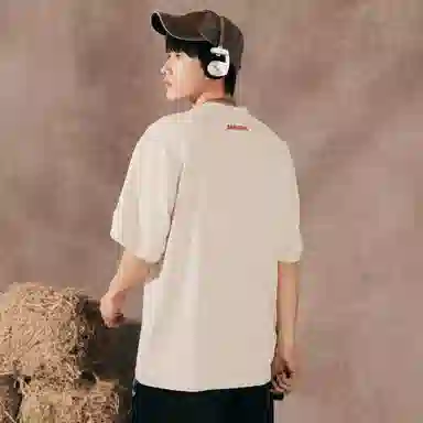 88rising T