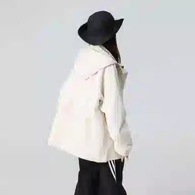 FAKE VINTAGE