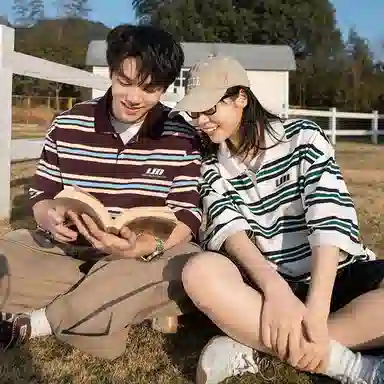 LIGHTNING MONSTER LogoT