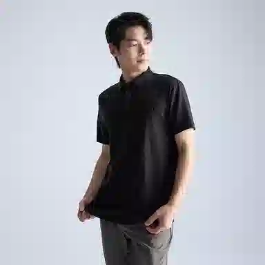 LESS IS MORE LOGOPolo