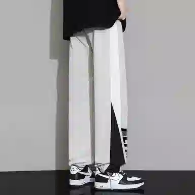 LIGHTNING MONSTER logo