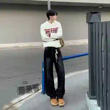 NVRFRGT hiphopCleanFit