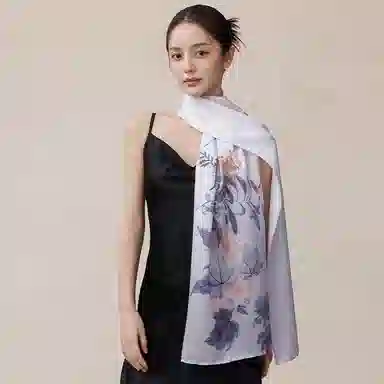 上海故事 千华拮春提花缎真丝洋气 礼盒装 丝巾 女款