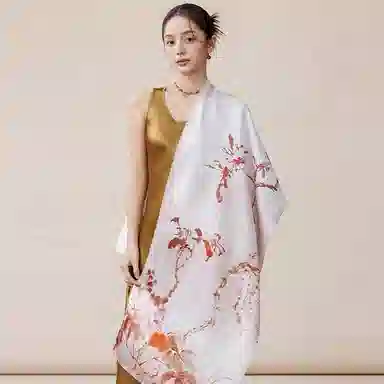 上海故事 千华拮春提花缎真丝洋气 礼盒装 丝巾 女款