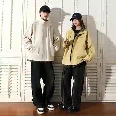 LIGHTNING MONSTER Logo