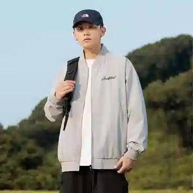 快鱼 美式复古简约个性花体字母印花设计感青少年纯色基础款宽松休闲时尚百搭飞行教练长袖外套夹克 男女同款