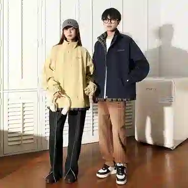 LIGHTNING MONSTER Logo