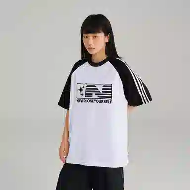 NELY t