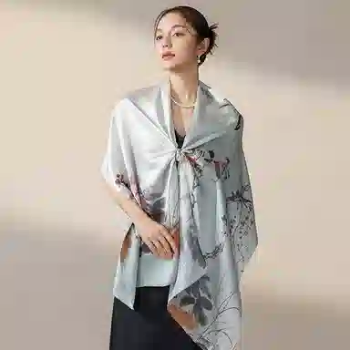 上海故事 千华拮春提花缎真丝洋气 礼盒装 丝巾 女款