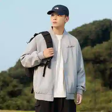 快鱼 美式复古简约个性花体字母印花设计感青少年纯色基础款宽松休闲时尚百搭飞行教练长袖外套夹克 男女同款