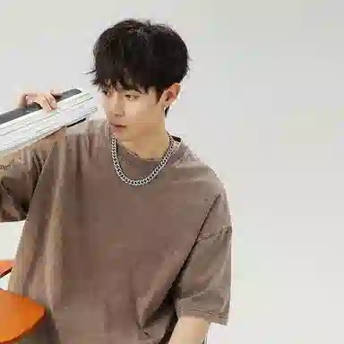 Fakeyoung T