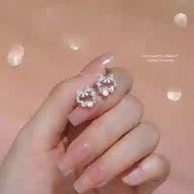 s999