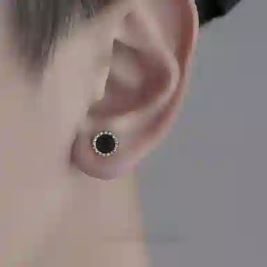 色菲尔 潮人简约现代甜酷风 小众高级设计感 无耳洞可戴 磁吸 合金 耳夹 男女同款情侣款