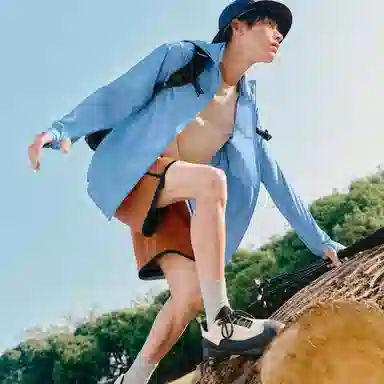 蕉下 超薄吸湿速干高弹防紫外线连帽长袖纯色防晒服 男款