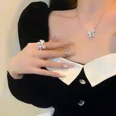 素 蝴蝶结轻奢高级感温柔小众设计优雅小清新 锆石 项链 女款