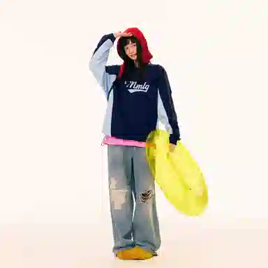 Mmlg V-neck Logo Sweatshirt